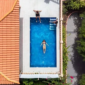 Duque Nest Spanje